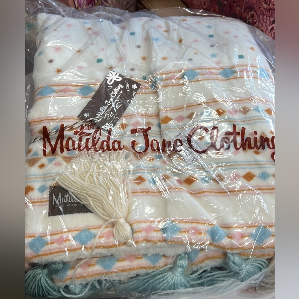 Matilda Jane Tassled Blanket